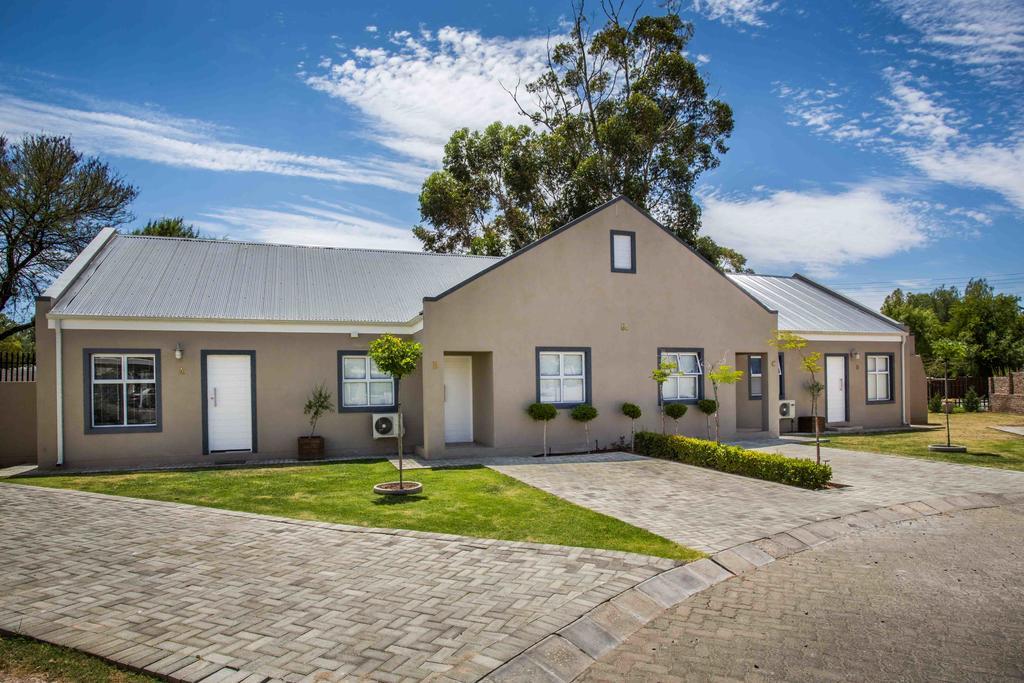 El Dorado 65 Luxury Self Catering Villa Oudtshoorn Kültér fotó