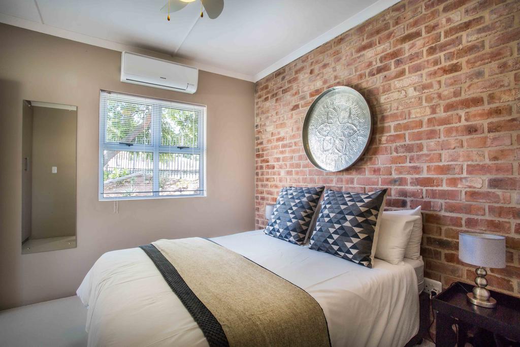 El Dorado 65 Luxury Self Catering Villa Oudtshoorn Kültér fotó