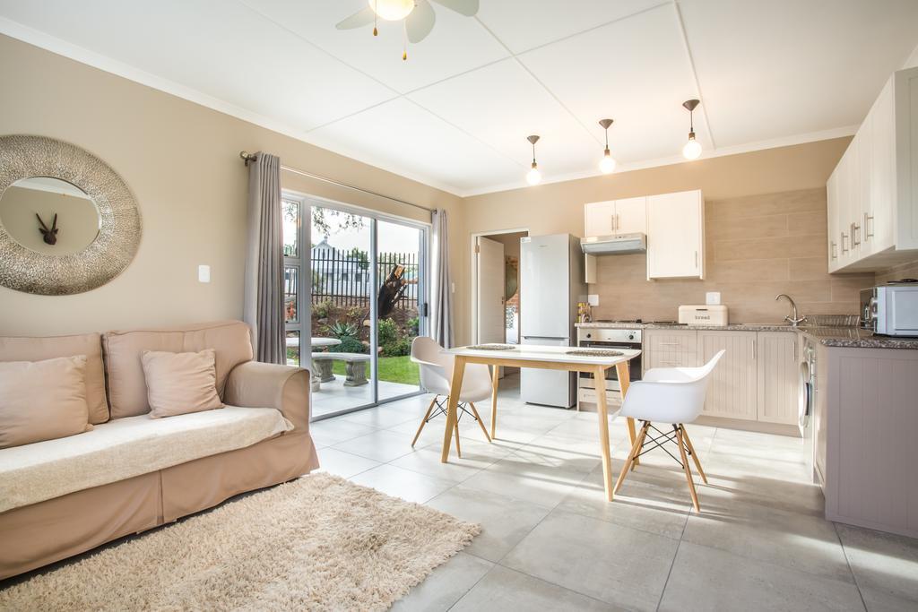 El Dorado 65 Luxury Self Catering Villa Oudtshoorn Kültér fotó